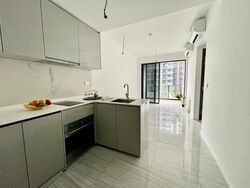 Sims Avenue (D14), Condominium #376672281